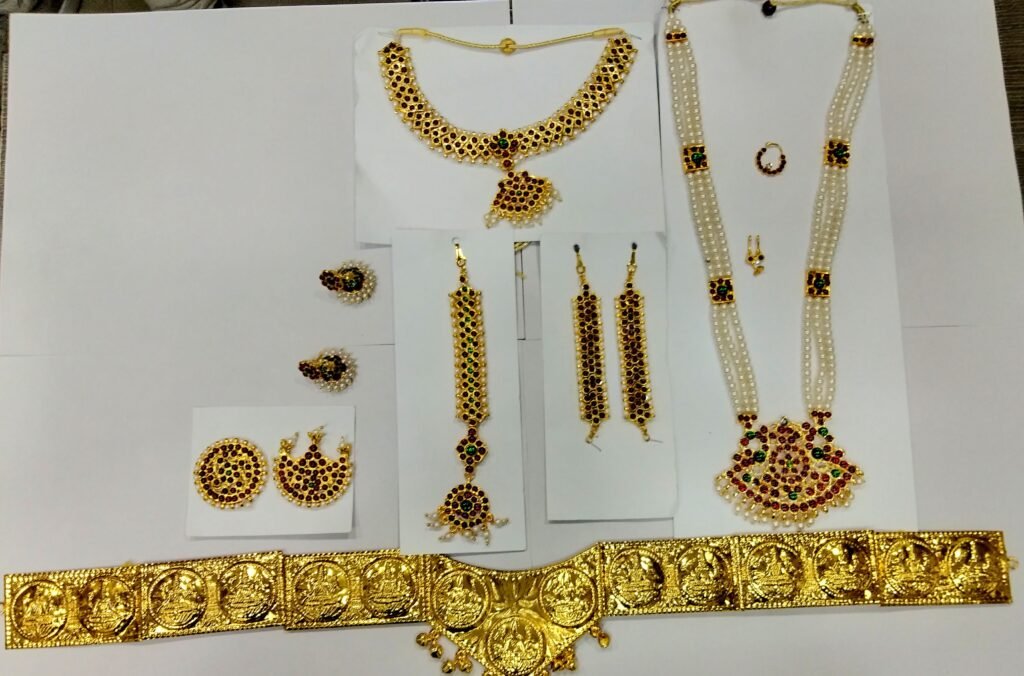 Bharatanatyam jewellery set for rent and sales